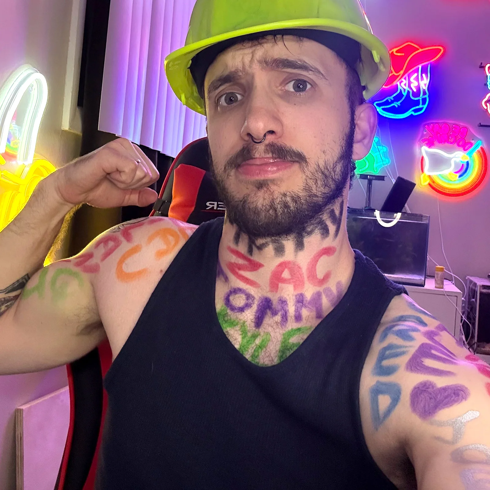 Handyman Zlat - Replica Dildo - Image 3